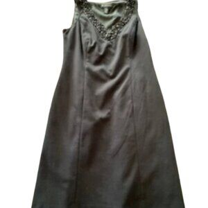 Black sleeveless dress size 8